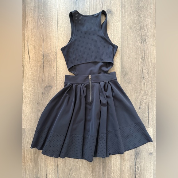 Lululemon Black Away Dress Size Small - Picture 6 of 13